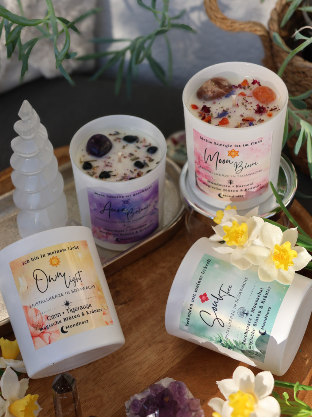Kristallkerze Moon Bloom mit Mondstein & Karneol