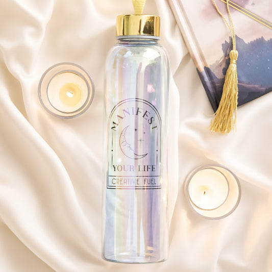 Irisierende Glaswasserflasche „Manifest Your Life“