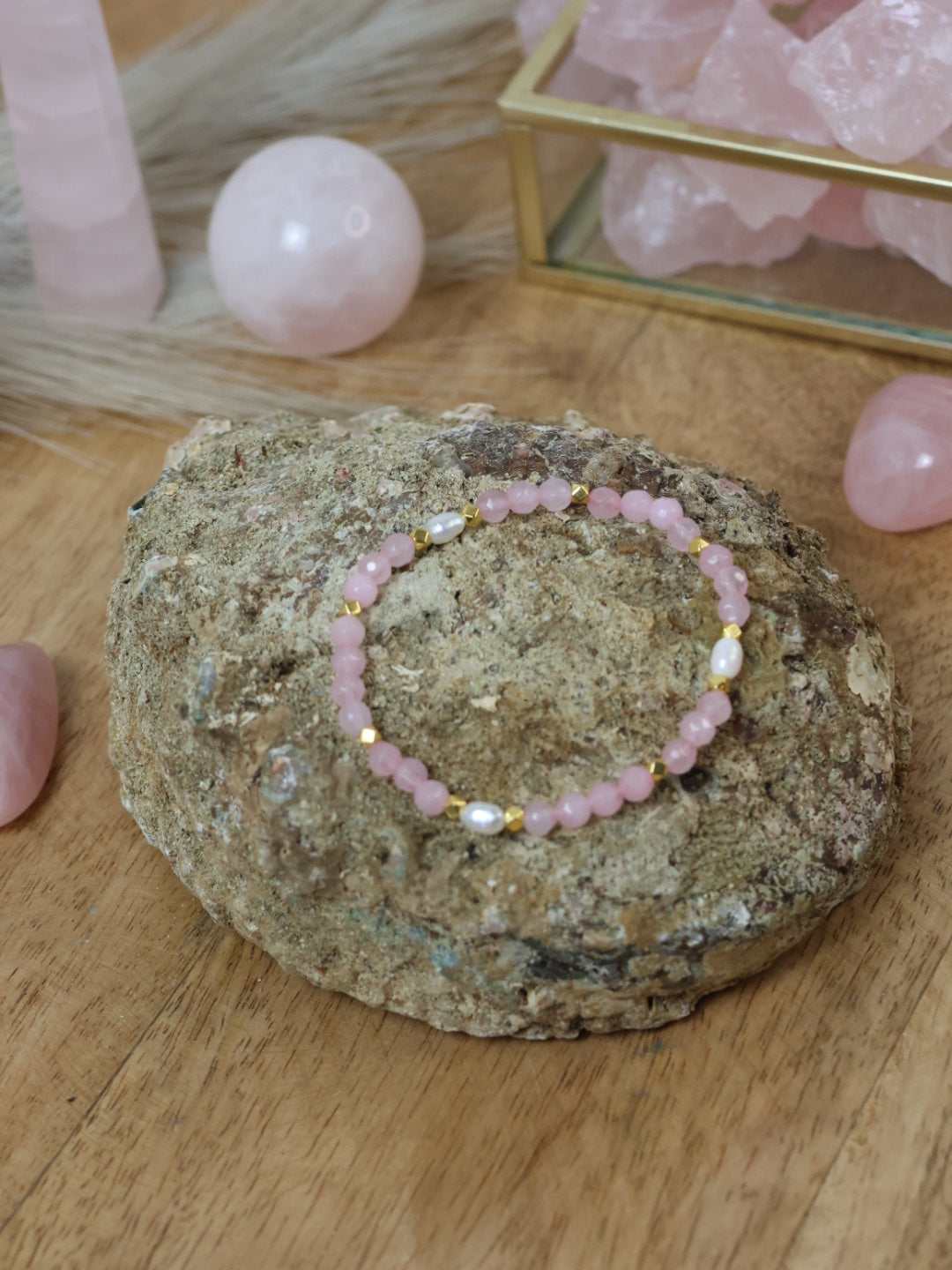Armband Herzvertrauen mit Rosenquarz & Süßwasserperlen